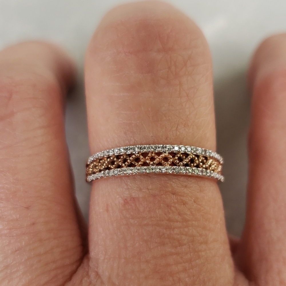 10 K Rose Gold & Diamond Size 8 Vintage Ring
